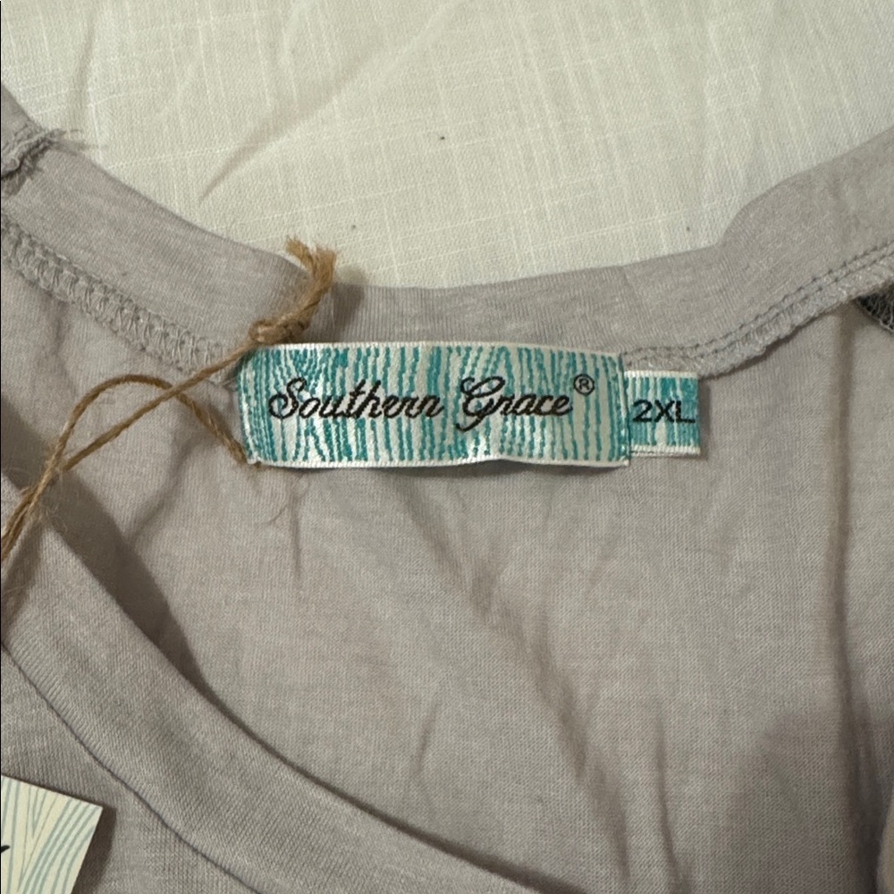 Southern Grace Gray Casual Top - Picture 2 of 3